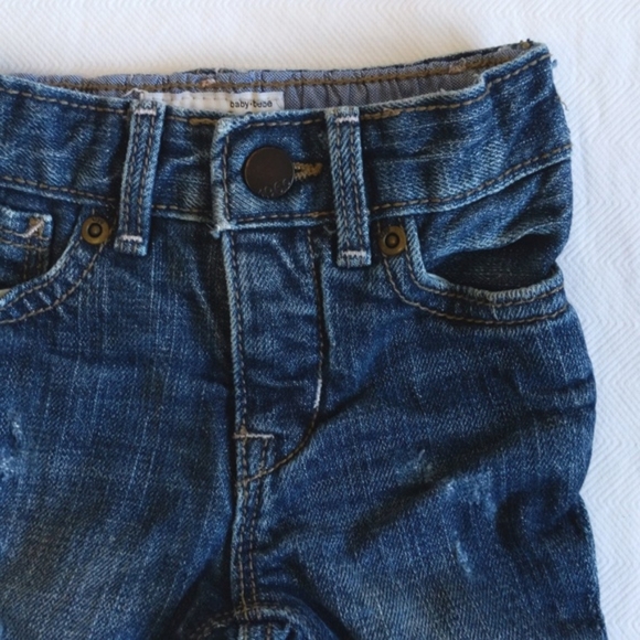 babyGap 1969 distressed straight leg denim jeans 6-12 months baby boy - Picture 3 of 7
